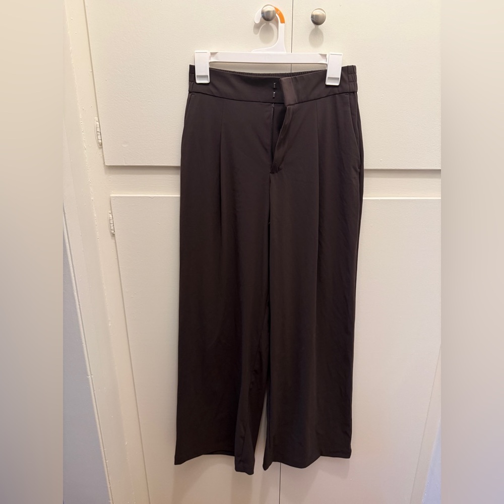 Pinnacle High Rise Trouser - Picture 2 of 6